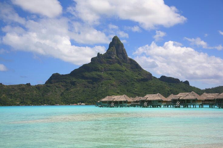 Mount Otemanu photo 2