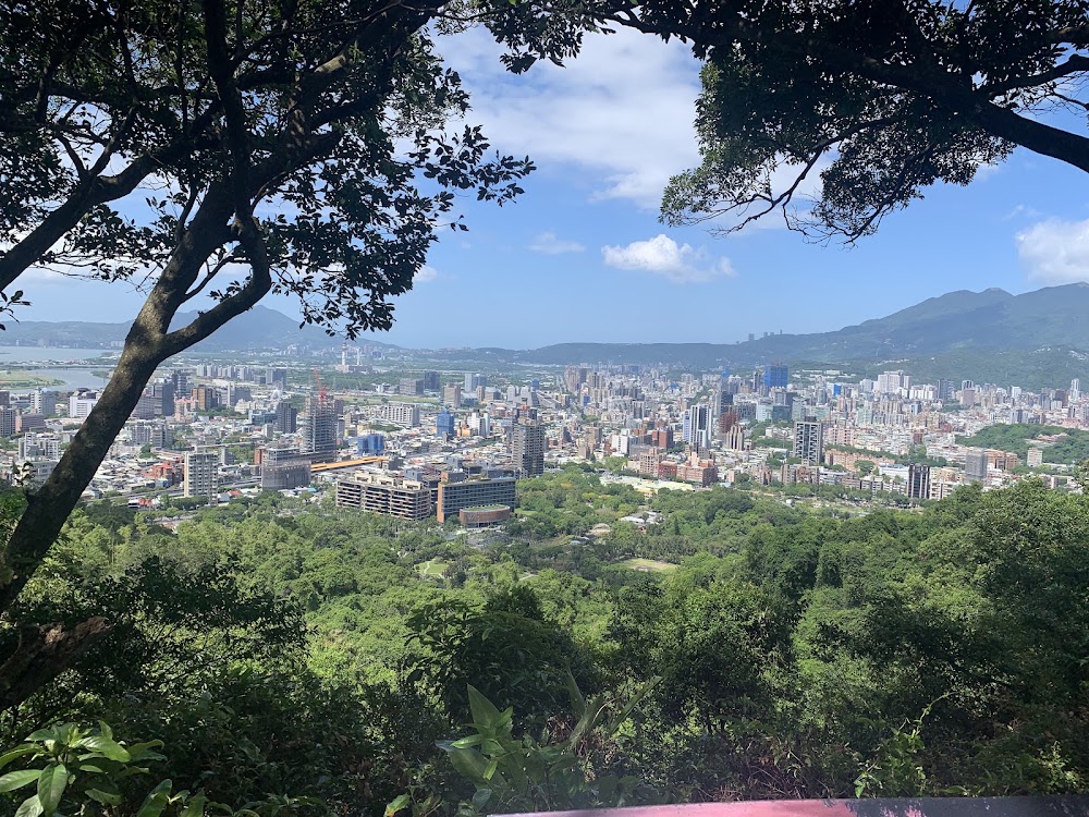 Jiantanshan Trail