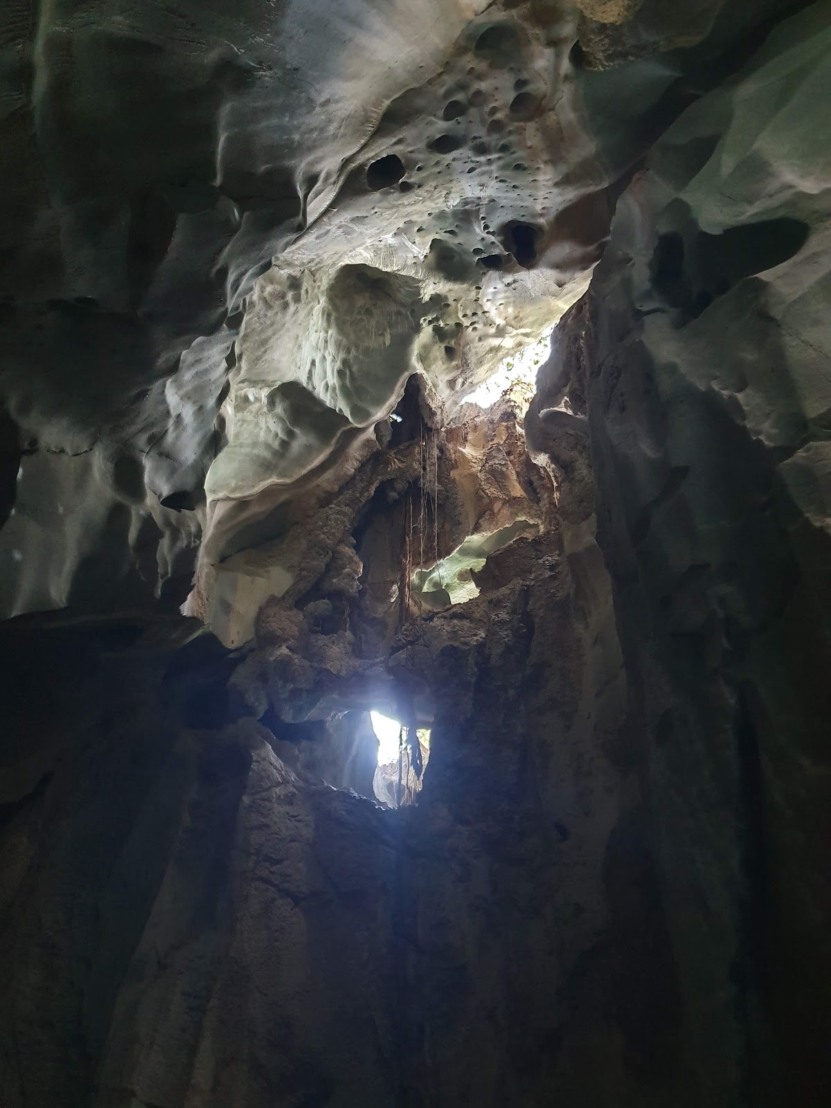 Cudugnon Cave