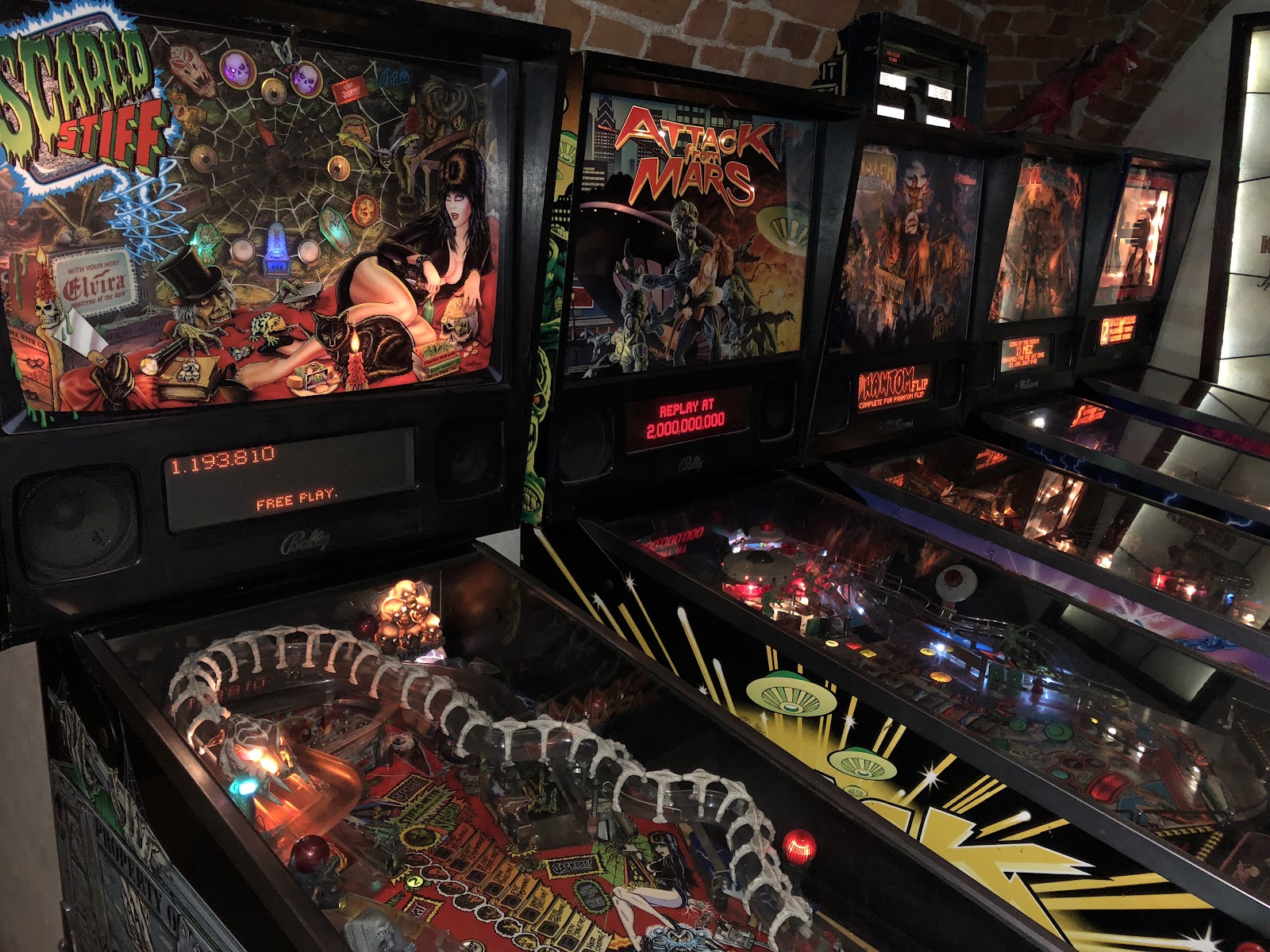 Krakow Pinball Museum