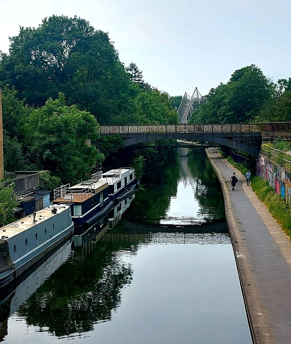 Regent's Canal Walk photo 3