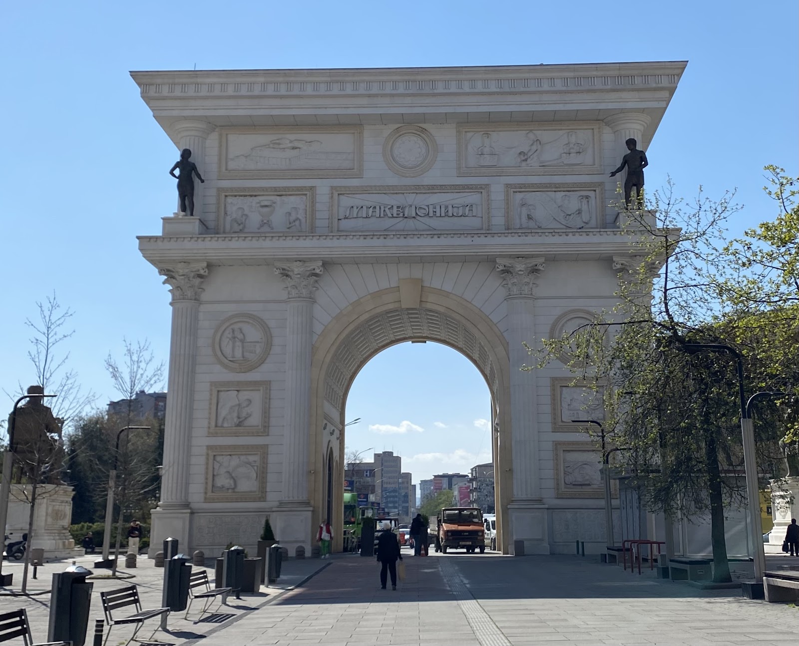 Porta Macedonia