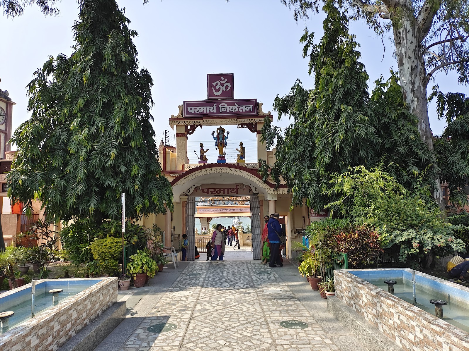 Swarg Ashram photo 3