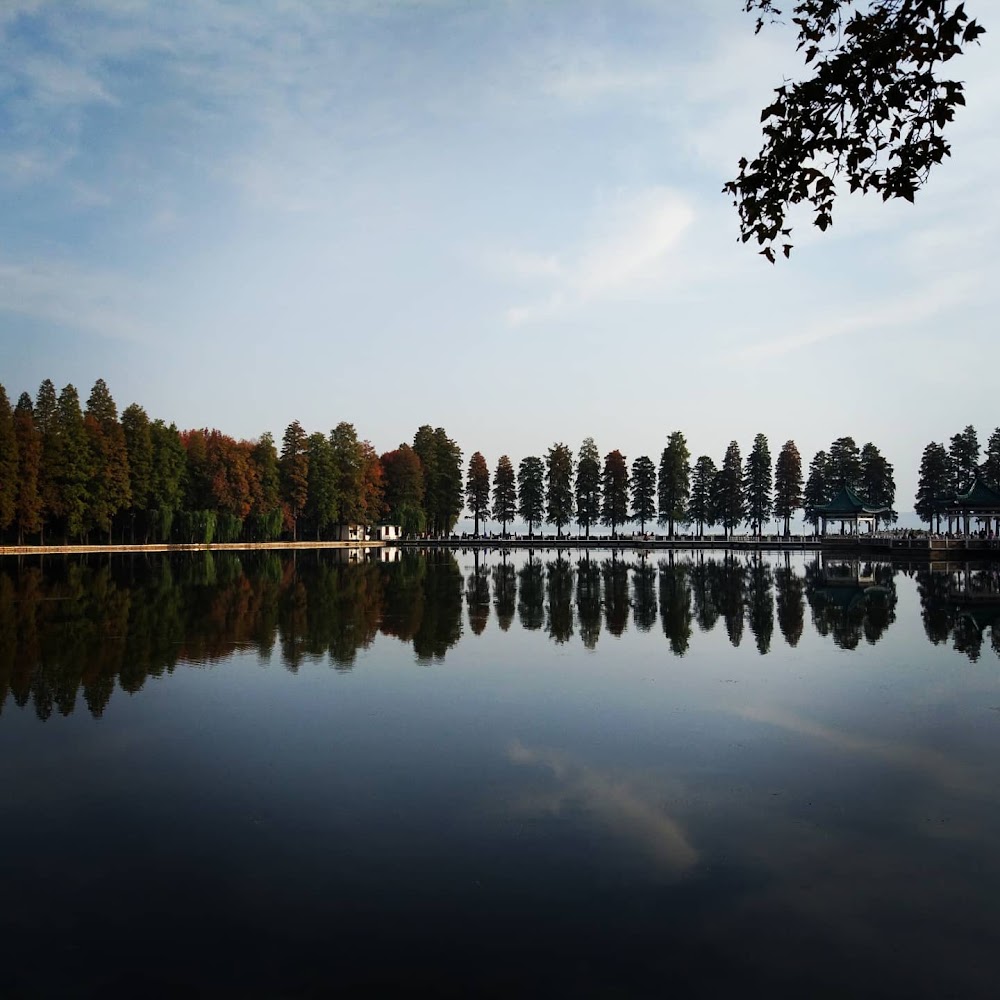 East Lake
