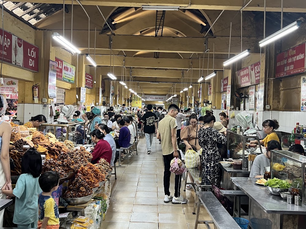 Con Market photo 3