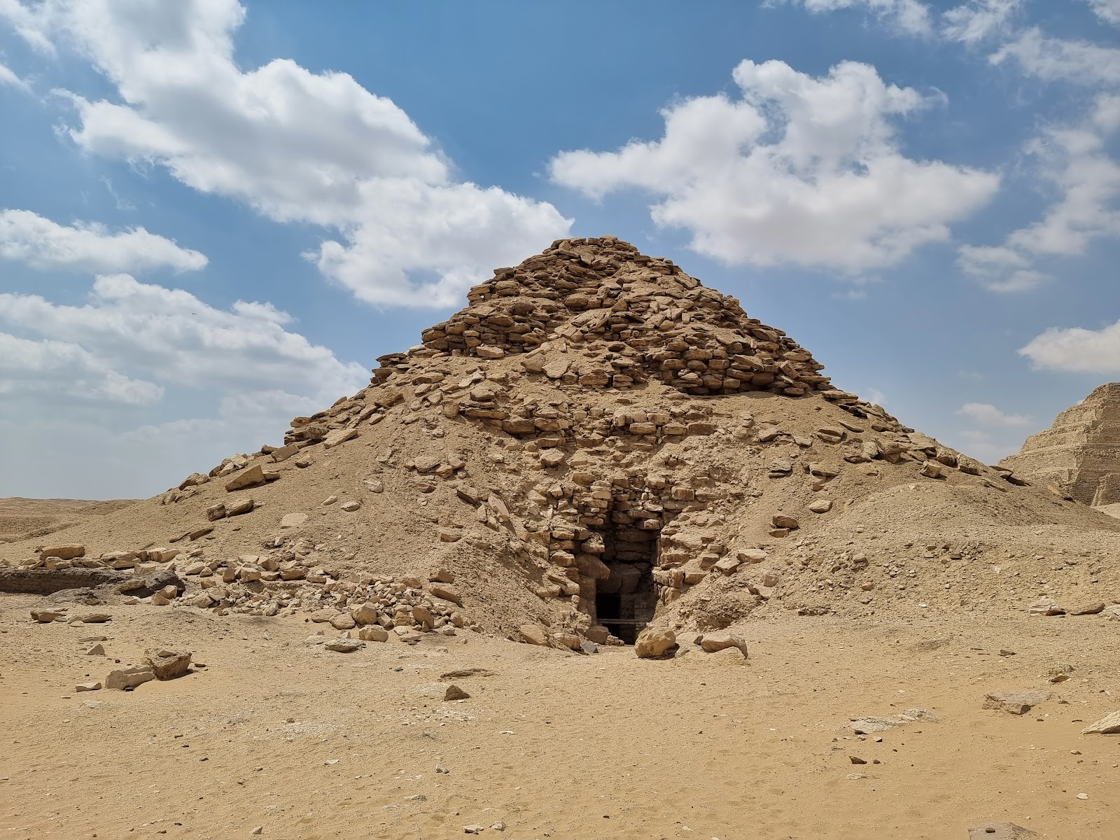 Pyramid of Userkaf