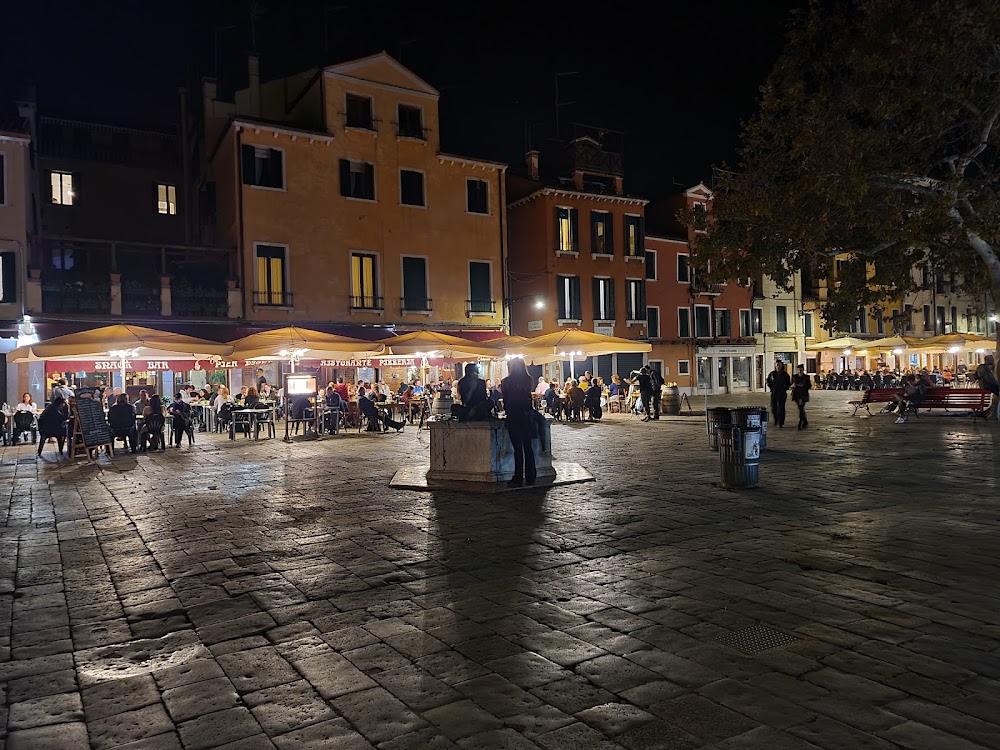 Campo Santa Margherita photo 2