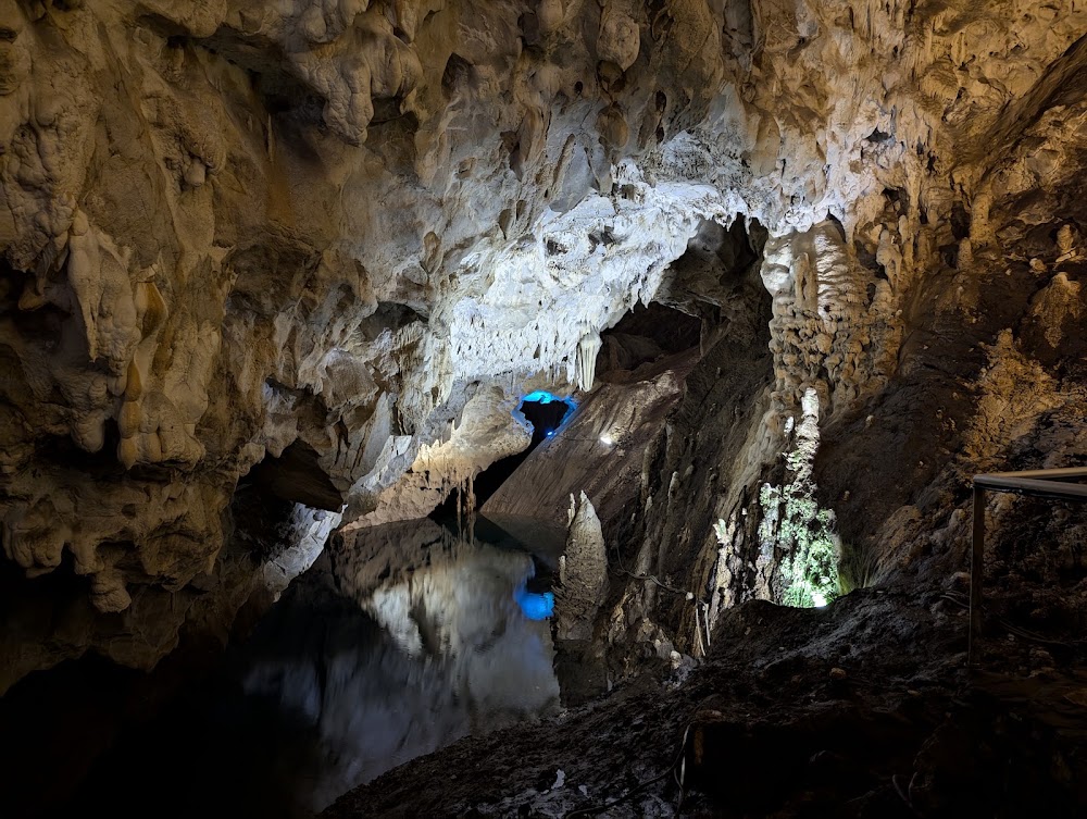 Vrelo Cave