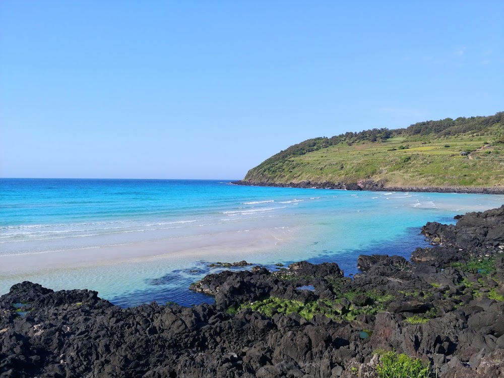 Hamdeok Beach