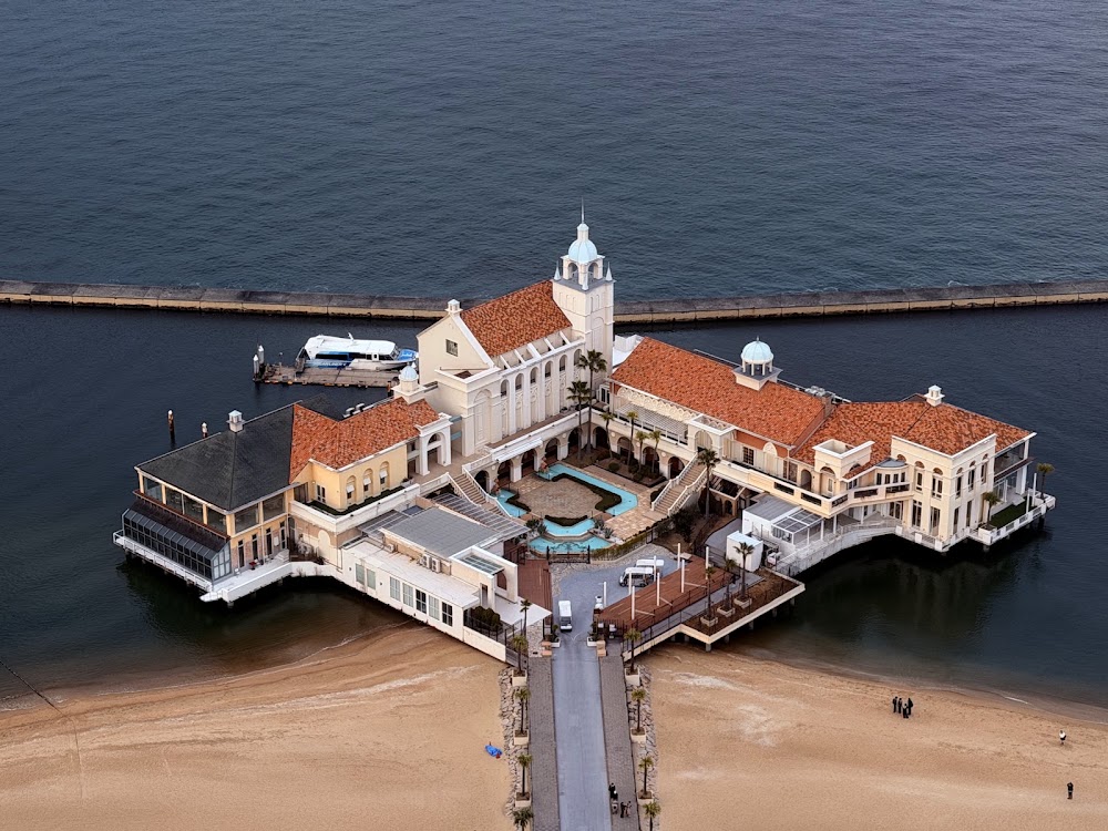 Momoichi Seaside Park