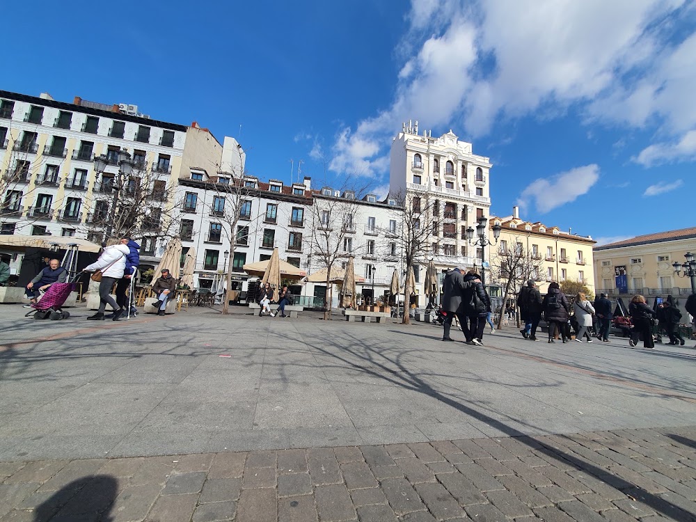 Plaza de Santa Ana photo 2