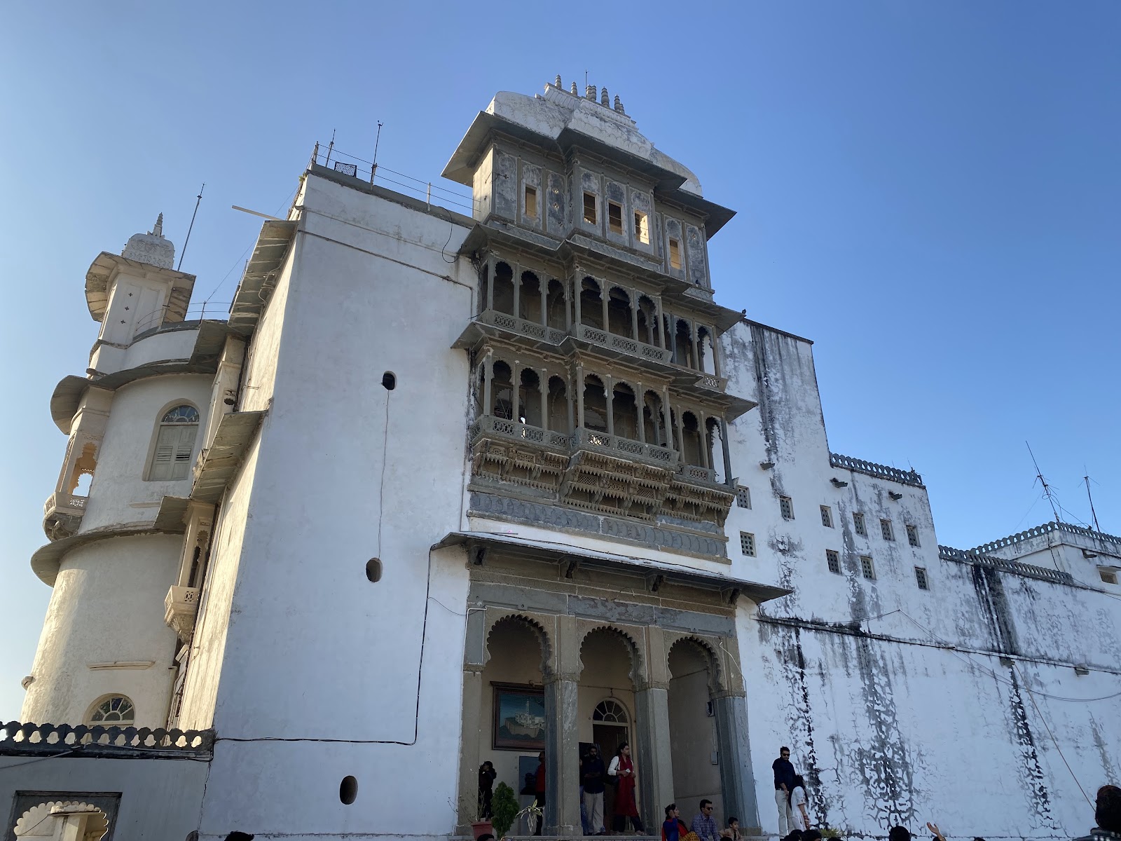 Sajjangarh Palace (Monsoon Palace) photo 2
