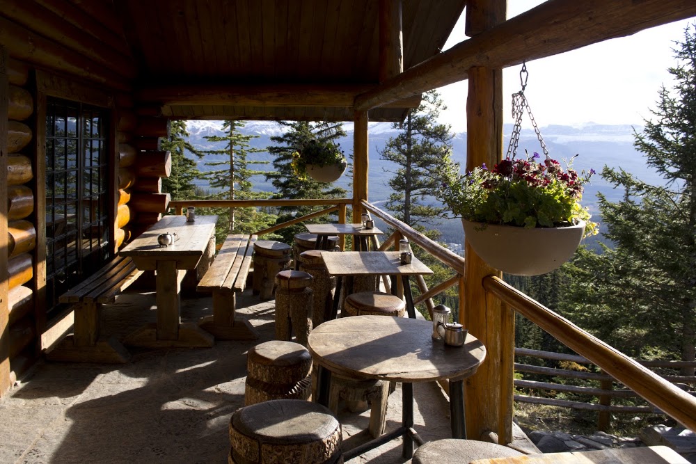 Lake Agnes Tea House
