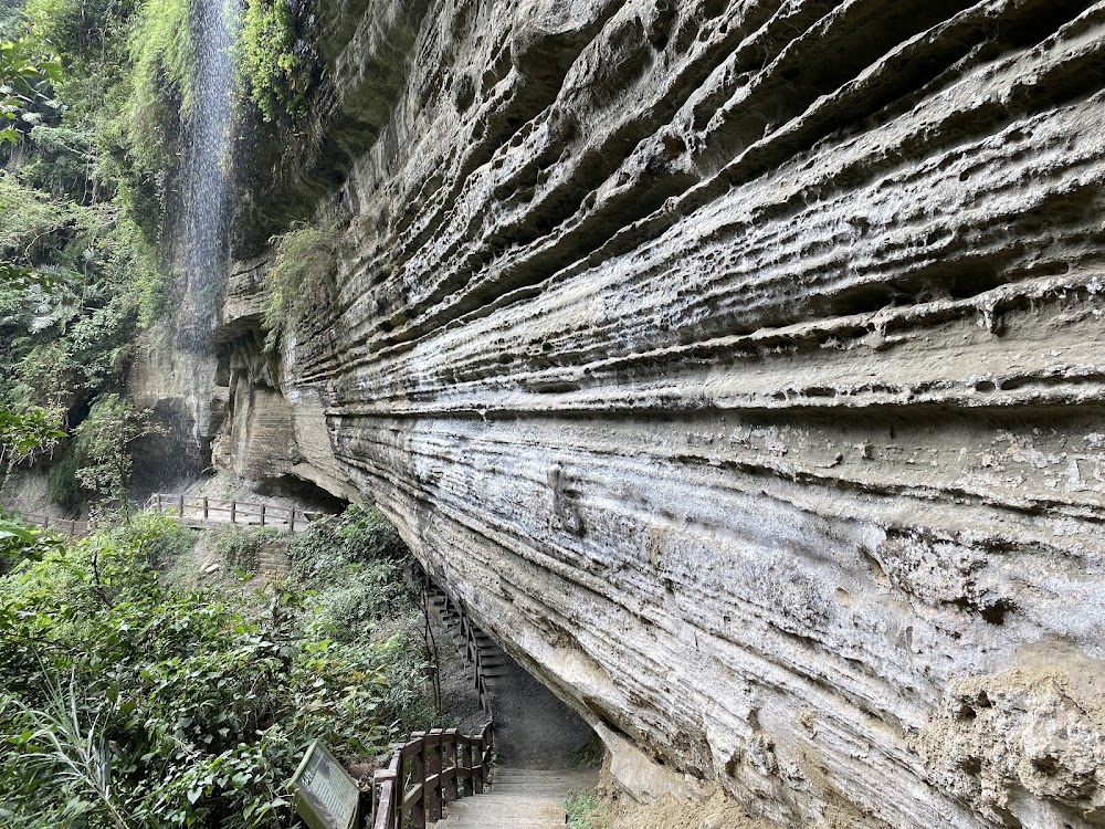 Swallow Grotto photo 2