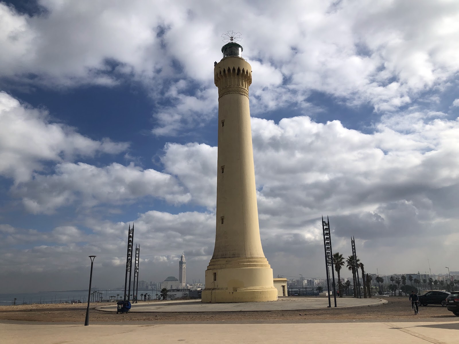 El Hank Lighthouse