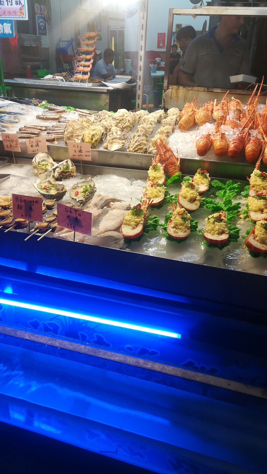 Liuhe Night Market photo 3
