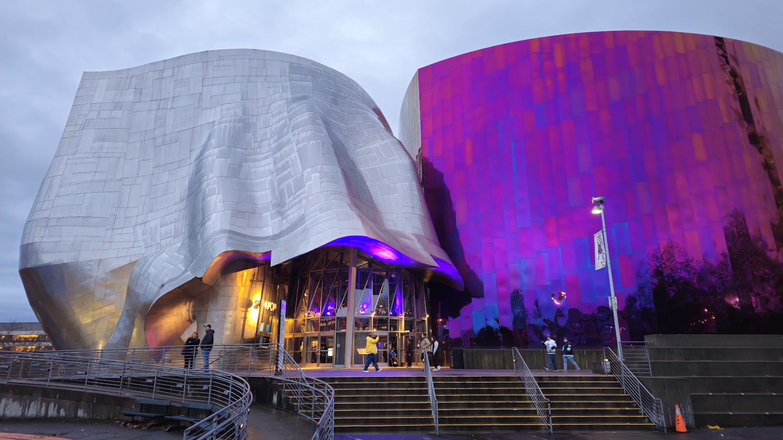 Museum of Pop Culture (MoPOP)