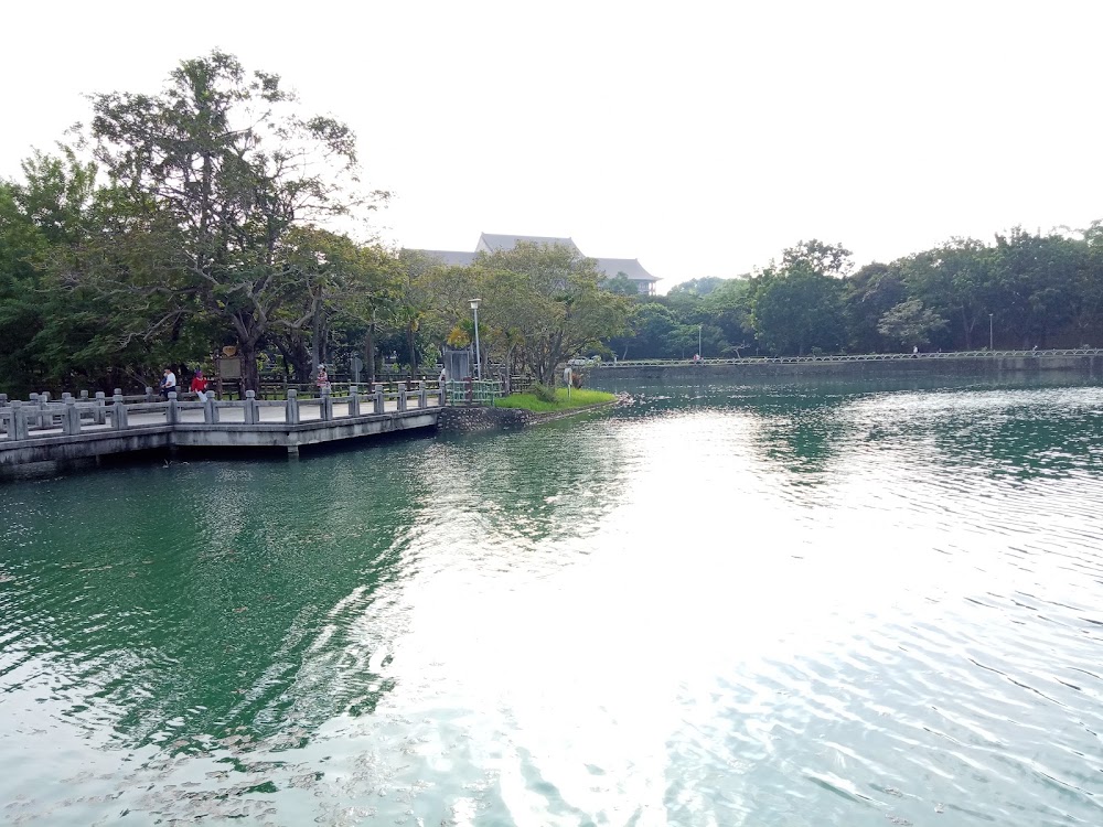 Cheng Ching Lake photo 3