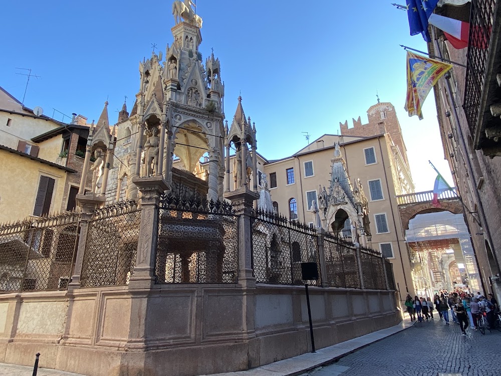 Scaliger Tombs photo 2