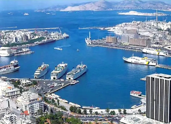 Piraeus Harbor photo 2