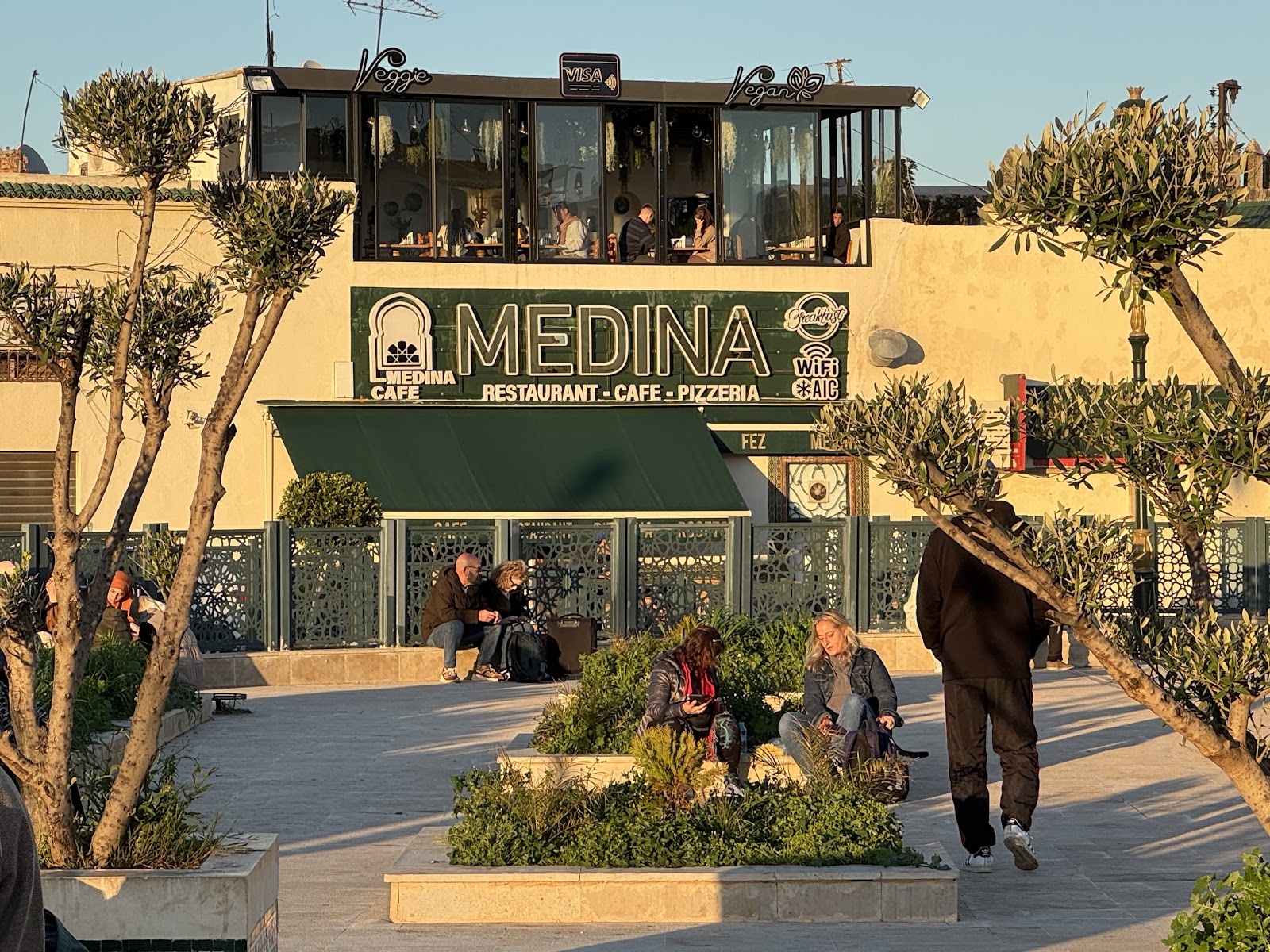 Medina Cafe & Restaurant