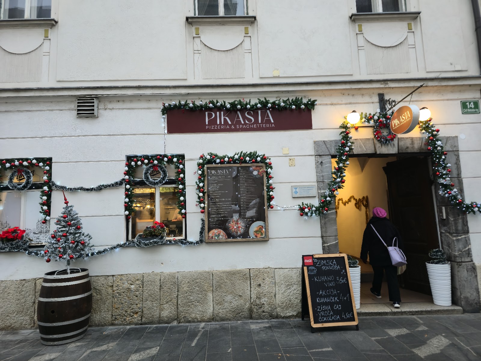 Pikasta