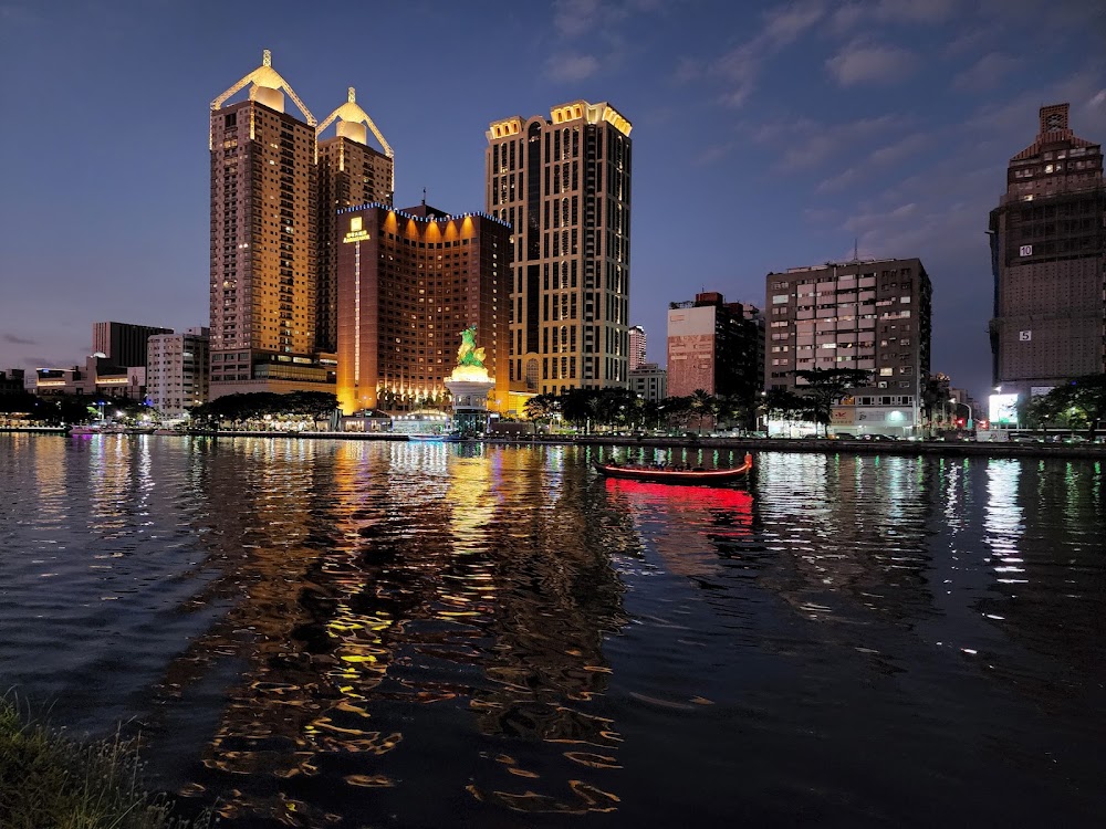 Love River photo 2