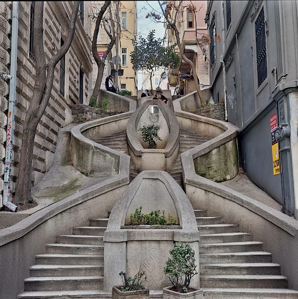 Kamondo Stairs
