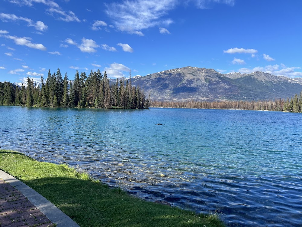 Lake Beauvert